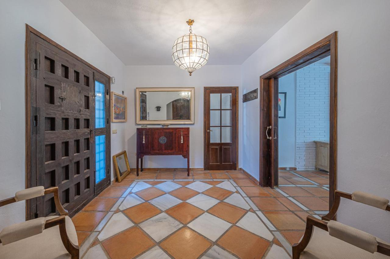 Banus 10 Minutos Villa Estepona Dış mekan fotoğraf